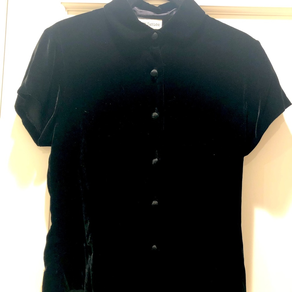 Black velvet top